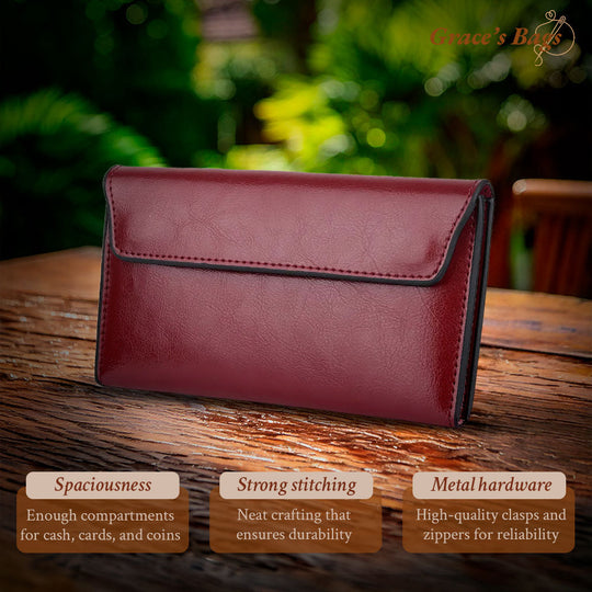 Classic Fold Wallet with Magnetic Closure