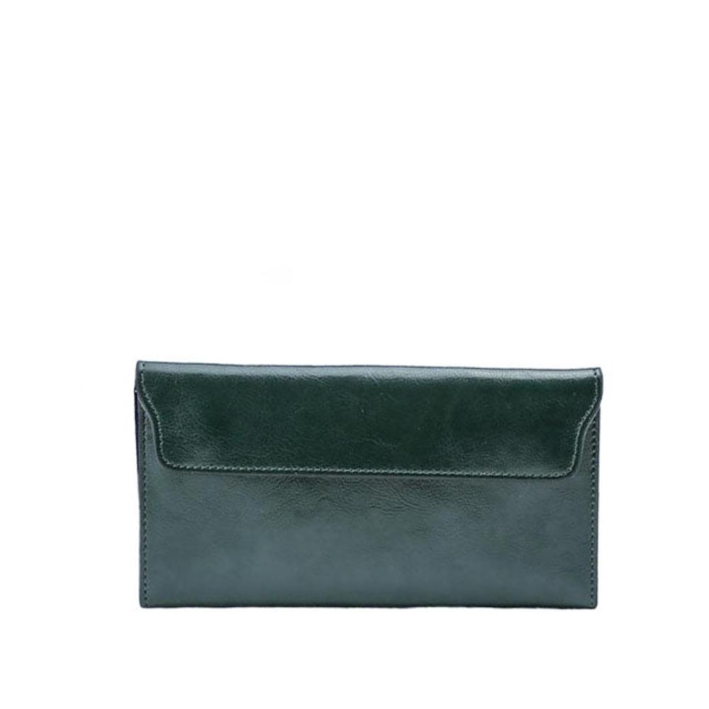 Classic Fold Wallet with Magnetic Closure